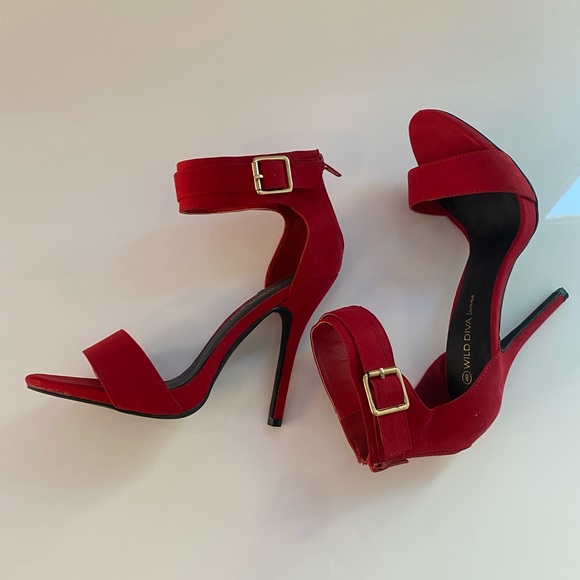 Wild Diva heels - Picture 7 of 9